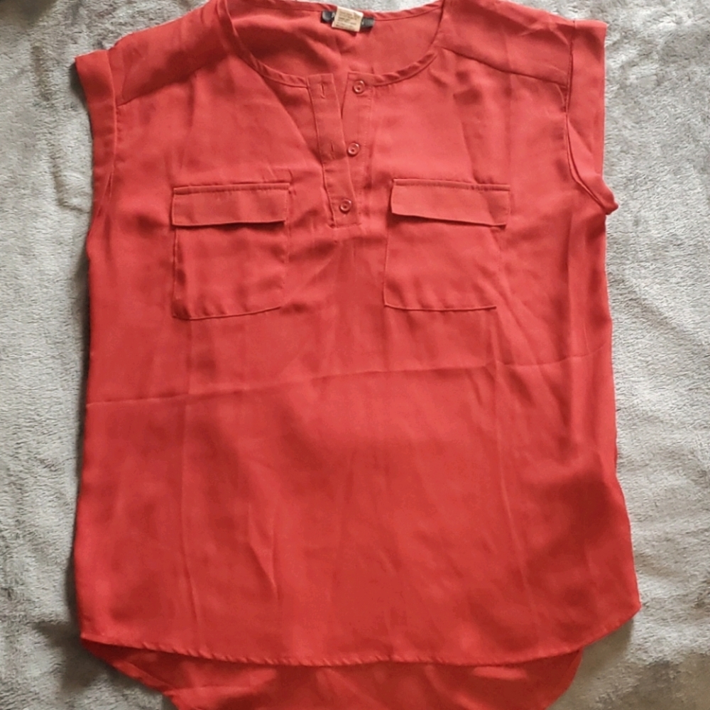 Cap sleeve blouse